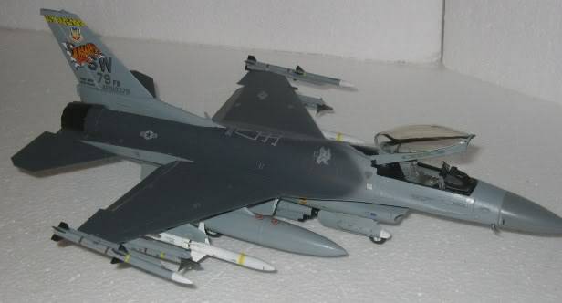 Italeri Jas 39 Gripen Twin Seater 1/48 011