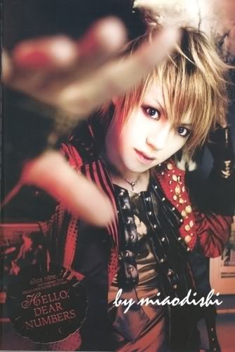 Galeria de Alice Nine SHOU--3-3-3-alice-nine-246470_334_5