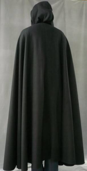 Arcadia's Eqiupment Cloak1503back