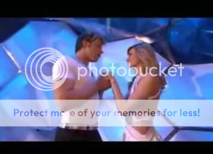 Duncan in Dancing On Ice - Page 3 Doi30