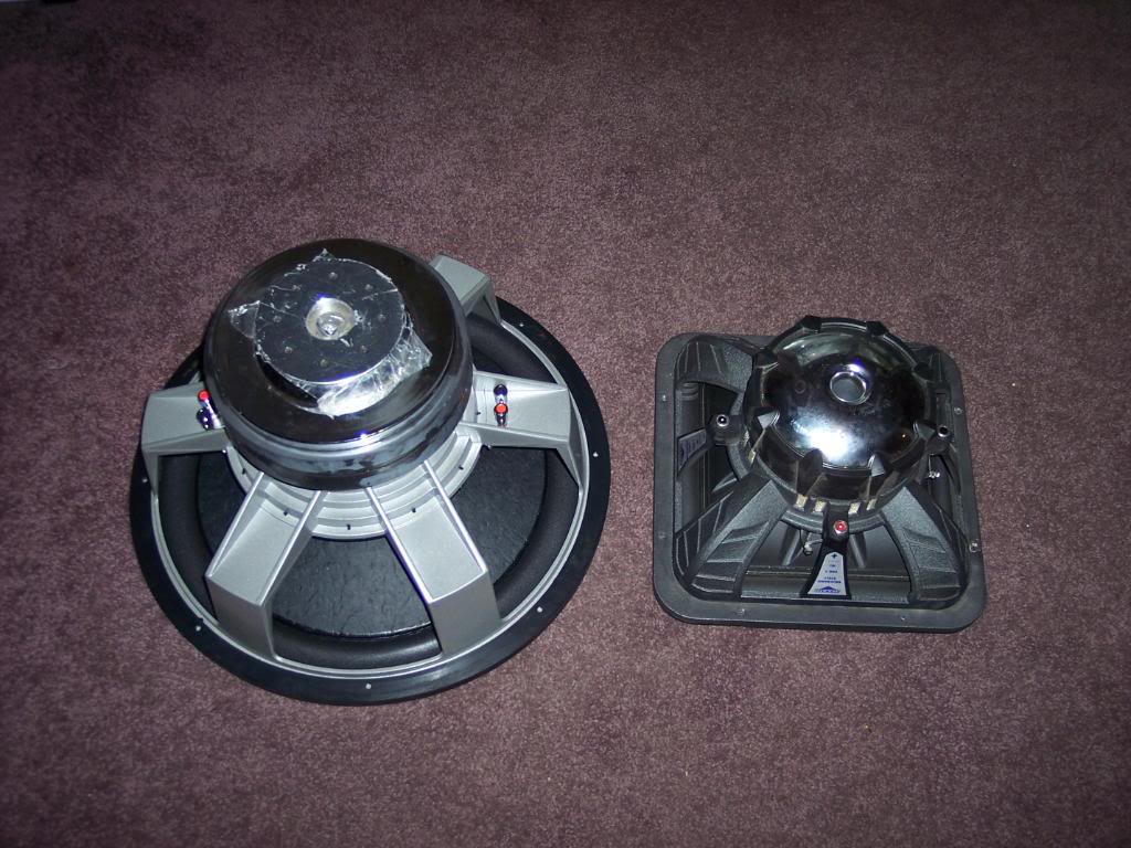 various items for sale, amps, RD woofers, CS batts+much more 100_2751