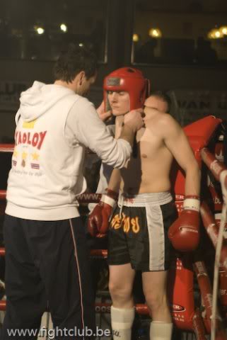 Stef Hollanders @ fight night 5 te Turnhout 21/2/09 00111