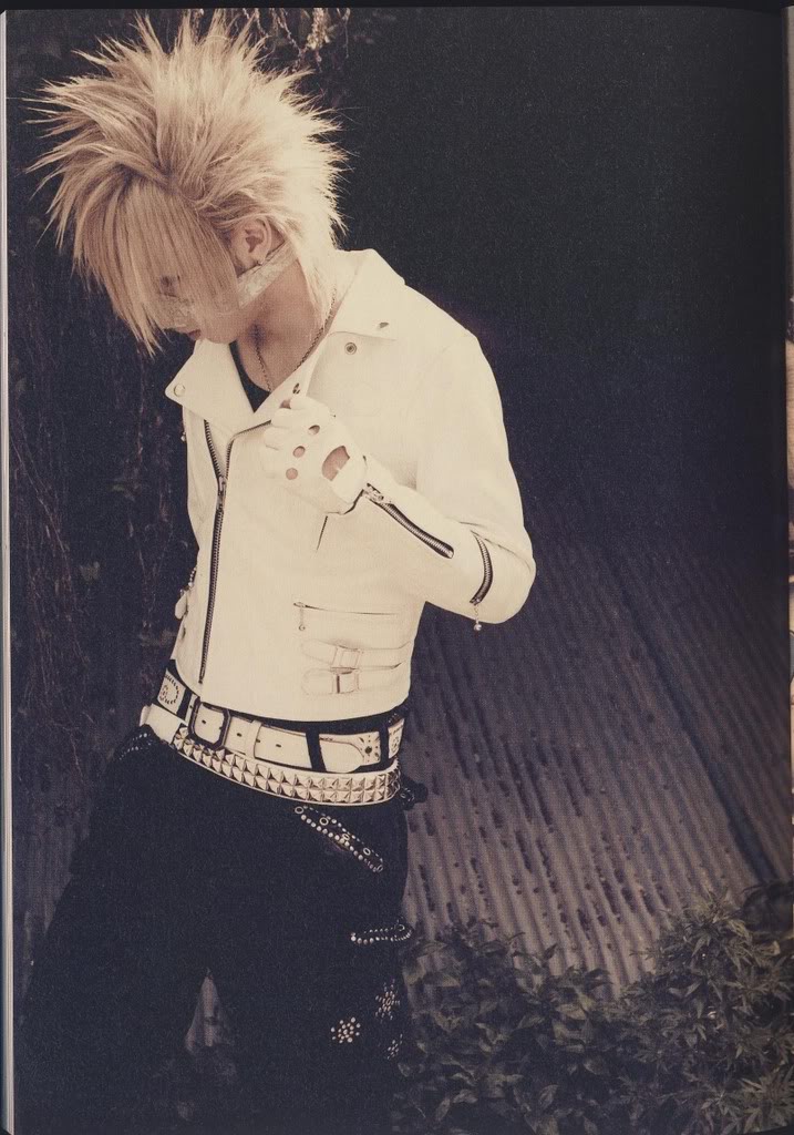 GazettE (Visual kei) - Pgina 12 Reita-510