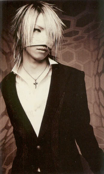 GazettE (Visual kei) - Pgina 13 Qa