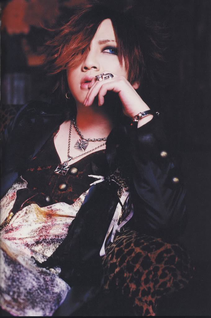 GazettE (Visual kei) - Pgina 12 Ruki-shooting2198