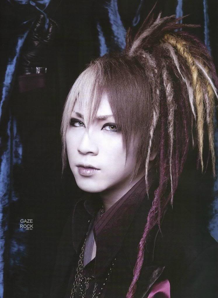 GazettE (Visual kei) - Pgina 12 Ruki-shooting420