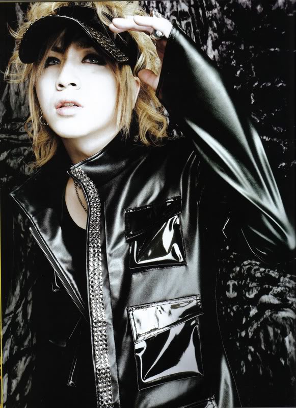 GazettE (Visual kei) - Pgina 12 Pagcvbe7