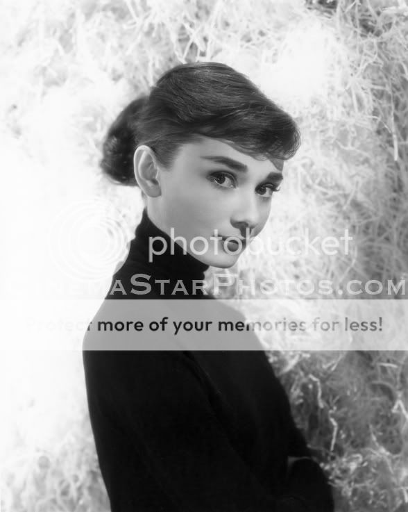 Audrey Hepburn - Mỹ nhân của mọi thời đại Audrey-HepburnW-copy