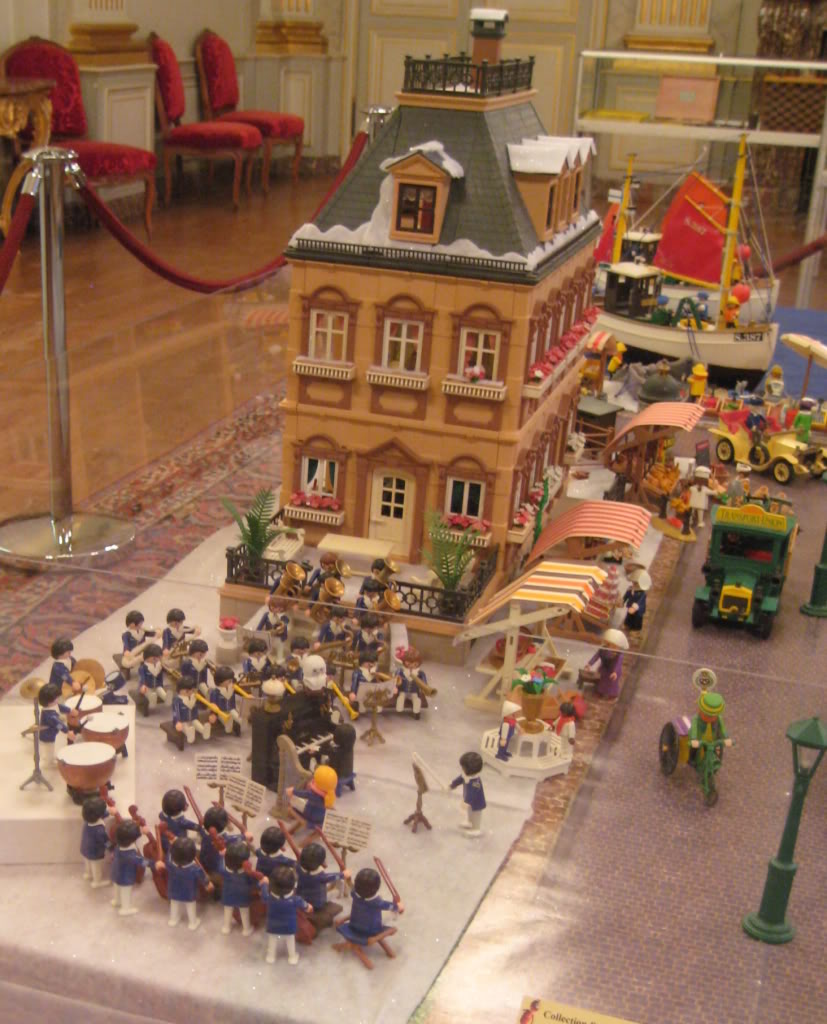 exposition sur les jouets des années 70/80 Playmobil06-1