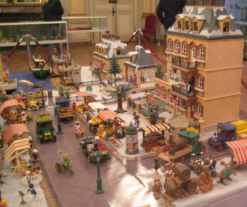 exposition sur les jouets des années 70/80 Playmobil07-1