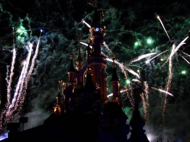 Fuochi d'artificio al Parco: ENCHANTED FIREWORKS Enchanted-Fireworks-004
