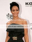 Rihanna - Page 2 Th_RihannabySeptimiuC691