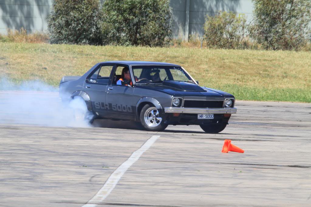 the story of my torana (mr5000) from start to now Burnouts