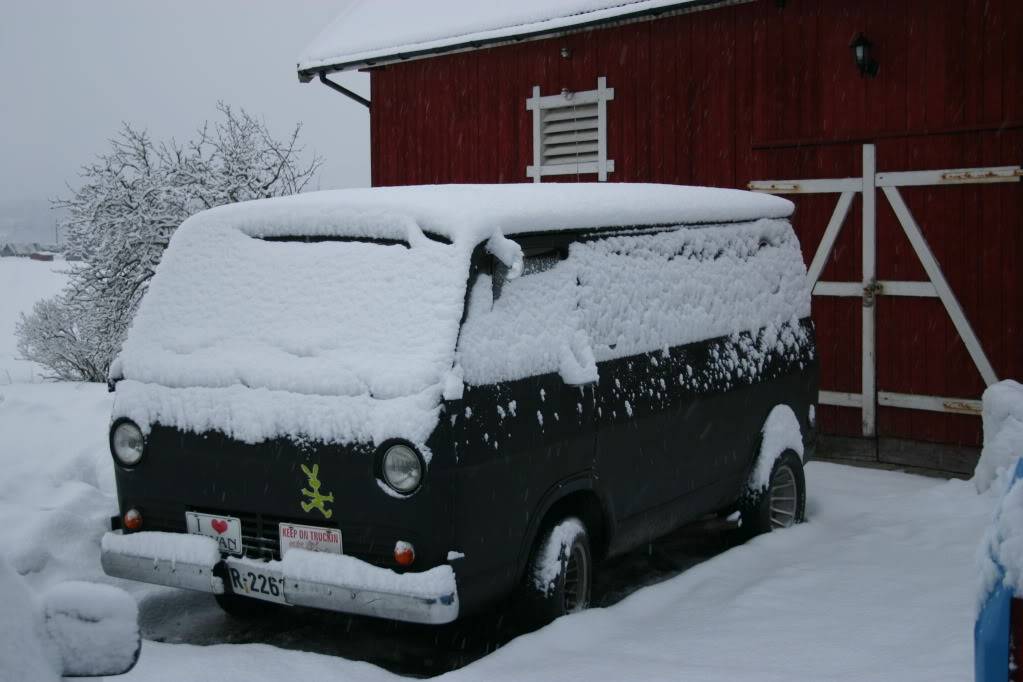 Min 65 Chevy Van. IMG_8786