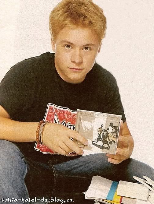 Gustav Hair Appreciation Club 4234344nn0