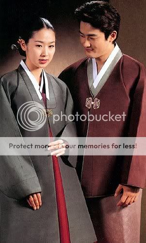 Hanbok (Geleneksel Kore Kıyafeti) Yyyyyyy