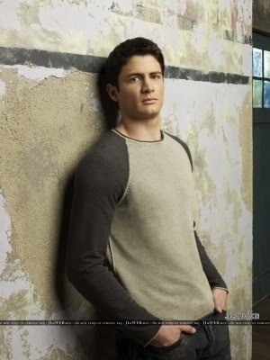 The offical James Lafferty photo thread S5jameskj1