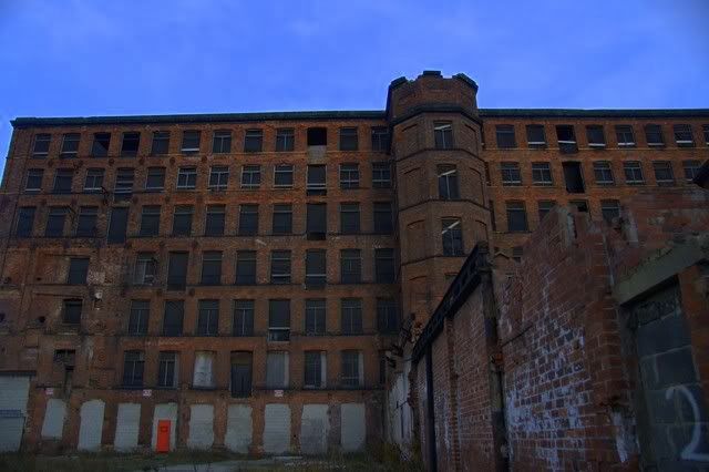 R H Bruce - Victoria and Hunslet Mills - Leeds - November 08 IMG_1918CR2640x480