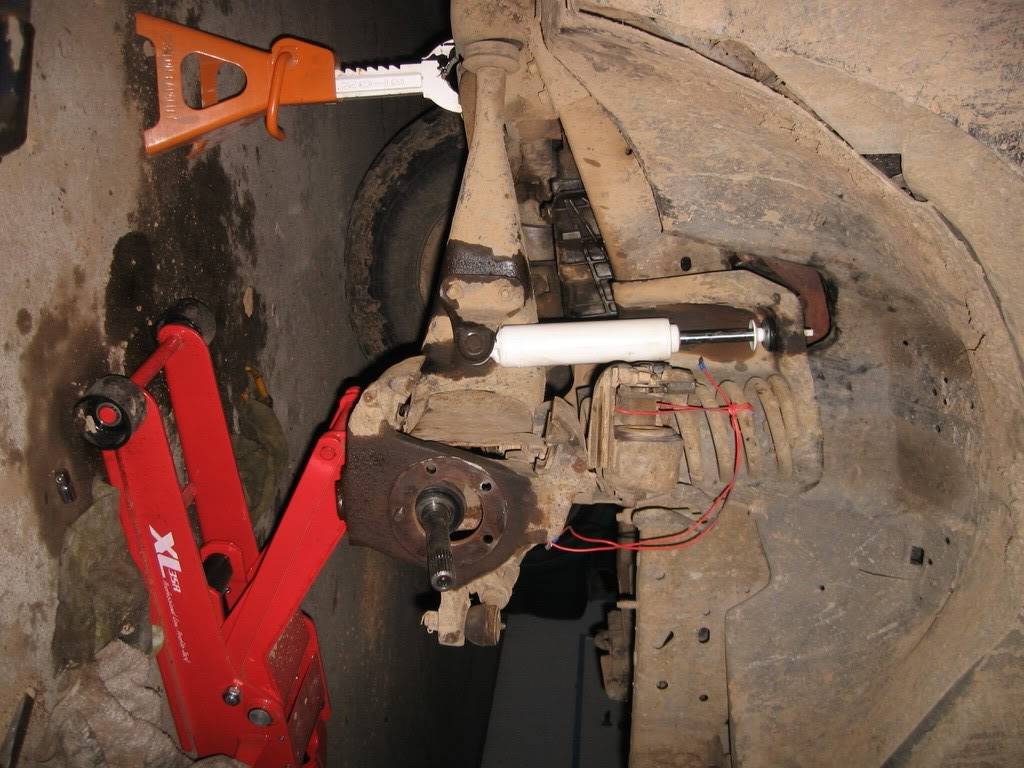 Axle Replacement and Shock Upgrade - Ranger IMG_1116