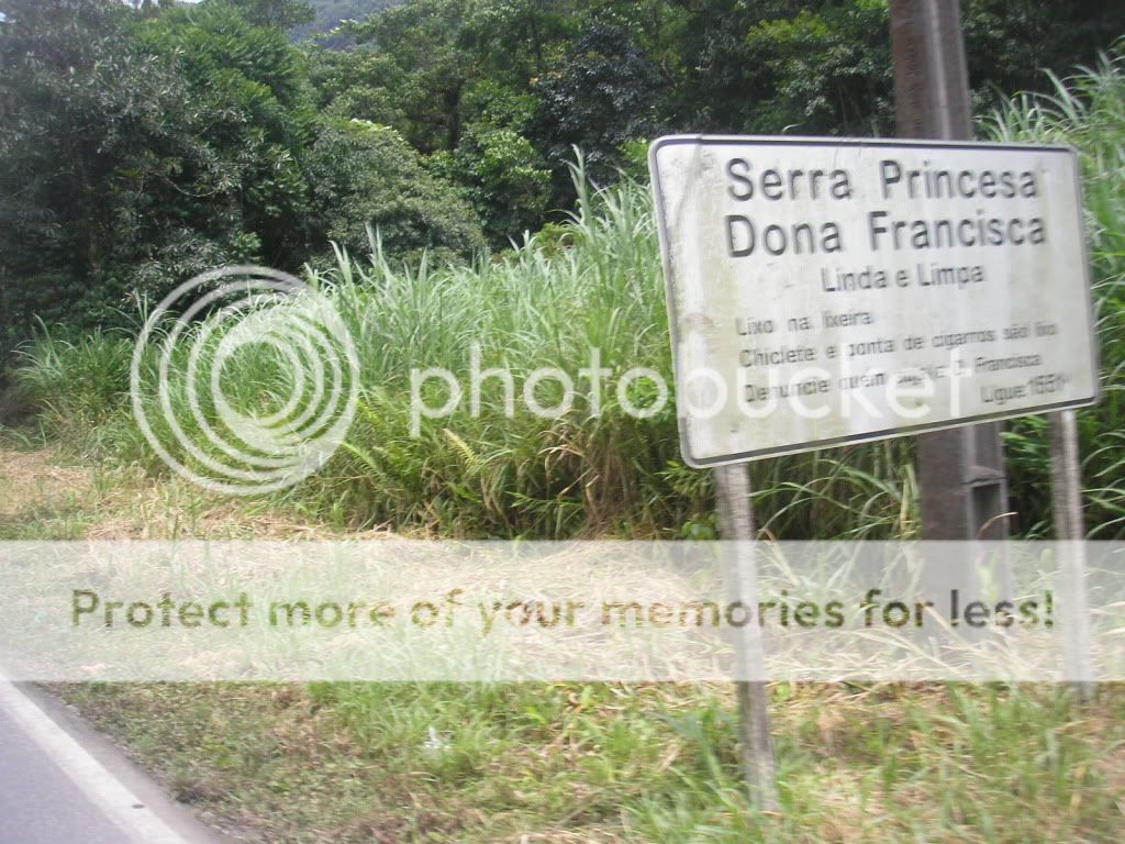 Rio Negrinho, em busca de um amigo. Parece história de pescador!!  P2200012