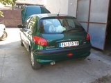 (206) Peugeot 206 1.4 Roland Garros by Arpad - Page 2 Th_2011-09-10132505