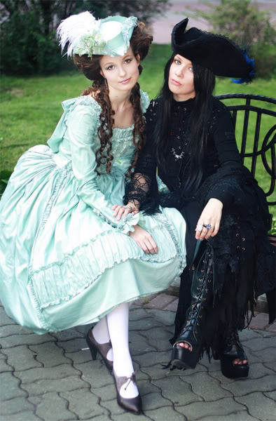 Crash course in lolita fashion 6310876225