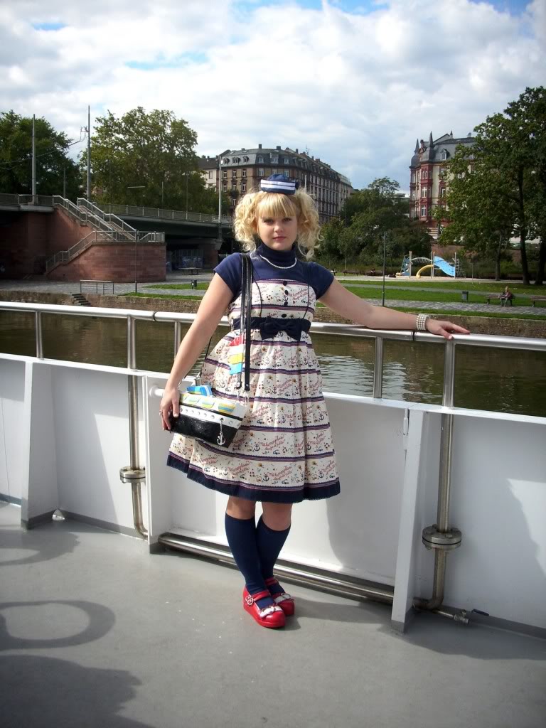 Crash course in lolita fashion Sailor2