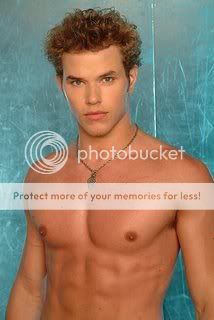 Kellan Lutz[Emmett Cullen] KellanLutz12