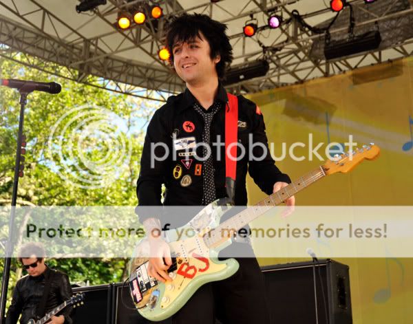 Fotografii cu Billie Joe 16807106courtneygda522200924308PM