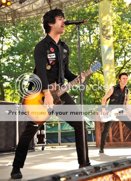 Fotografii cu Billie Joe 16807169courtneygda522200925735PM