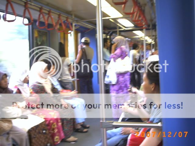 Singapore MRT and Malaysia LRT Ampang Line Photos! PHOT0030