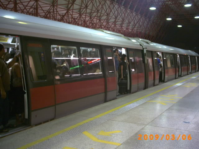 Singapore MRT and Malaysia LRT Ampang Line Photos! PHOT1365