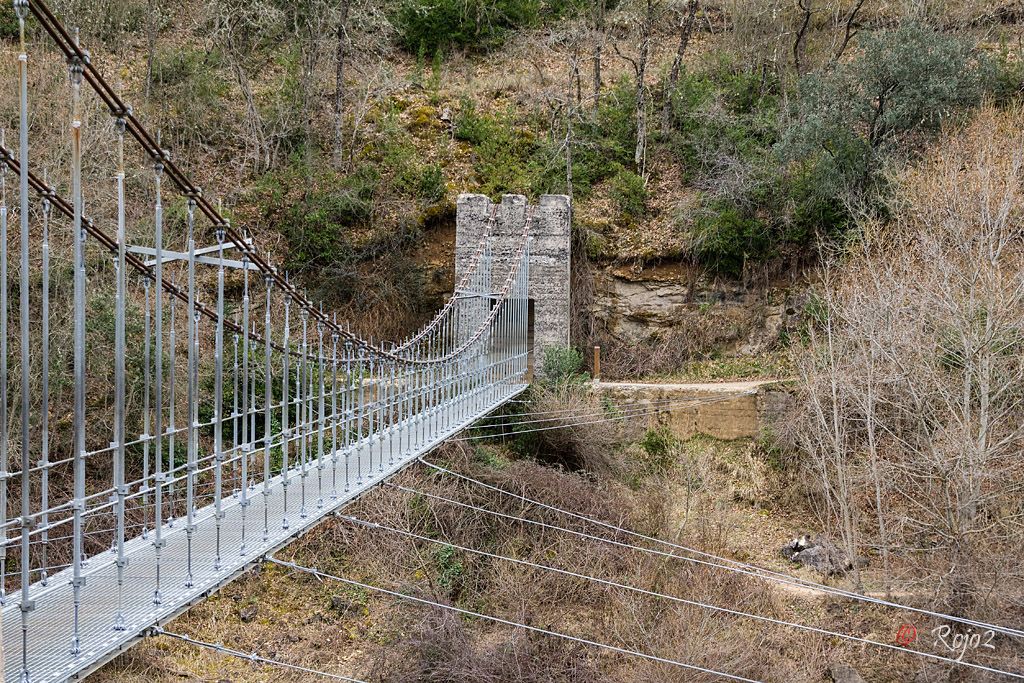 De puente a puente... _ROC0186_acr8_shp3_zps0fa599aa