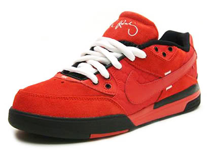 SHOE THAT YOUR PLANNING TO BUY SOON... Seamseast4thskatenikesbProd3firered