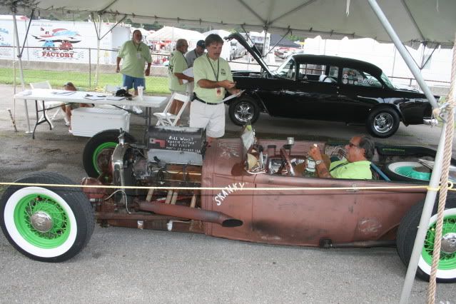 Let's see your "unusual"Cool HotRod pic's. Ford and Non Ford PicsofBOWLINGGREENKYANDRICKSCARB131