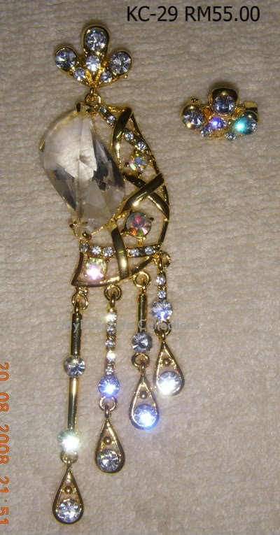 Swarovski Crystal & Pearl Brooches From Sabah KC-29-RM55-1