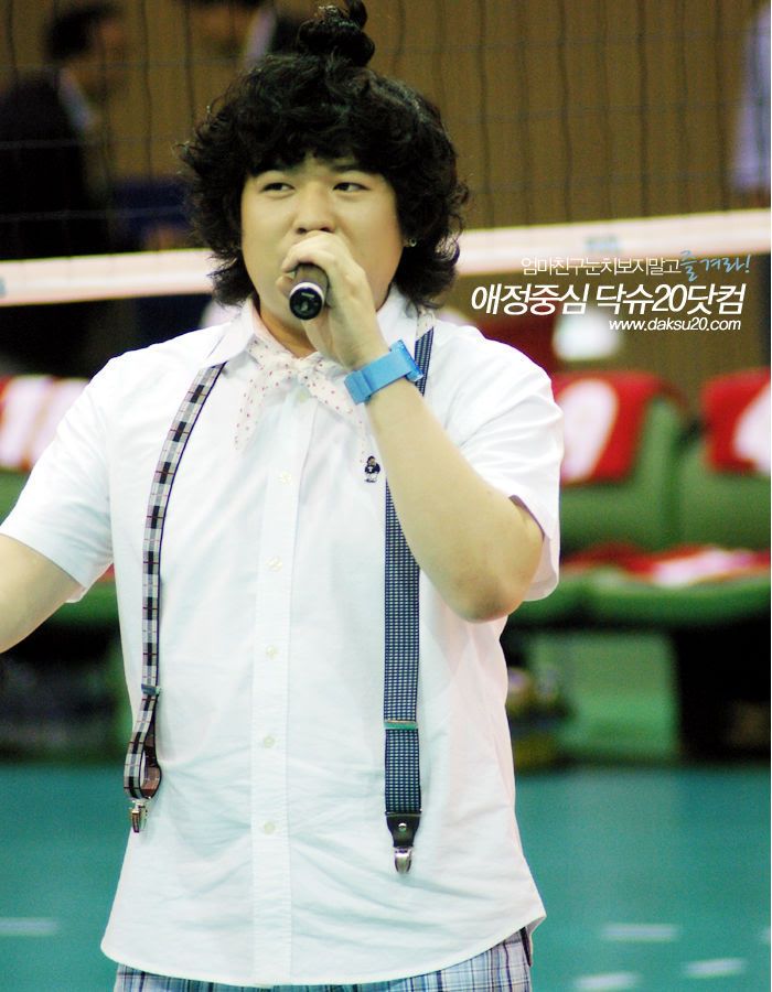 [PIX] 080614 SJ-H PERFORM DURING FOOTBALL AND VOLLEYBALL COMPETITION Cef087a2bd87c6b9cbefd0b4