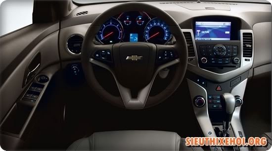 Khoẻ khoắn, mạnh mẽ với Chevrolet Cruze 1.8 LTZ Chevroletcruze4