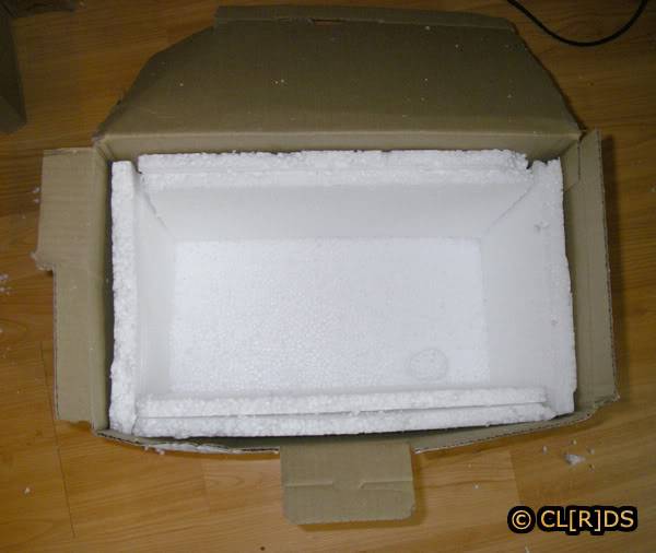 Transport/emballage de Bettas - Page 4 Betta-Packaging---Box-Done