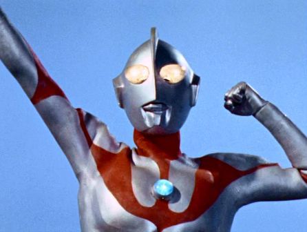 Sessão nostalgia - Alguém curtiu isso? Ultraman