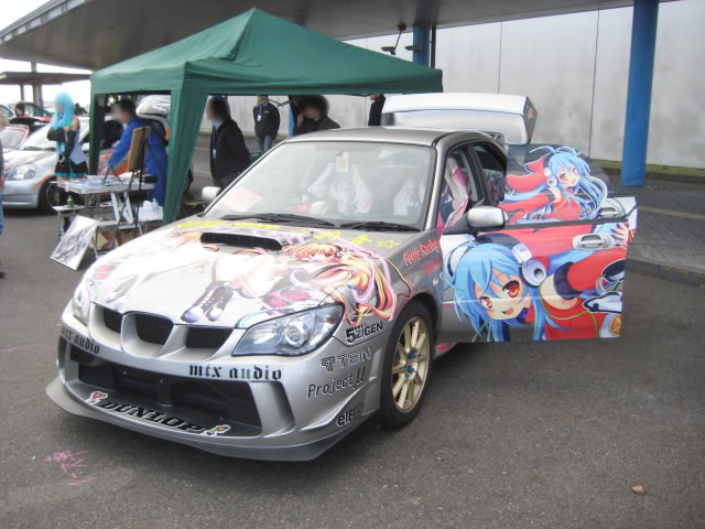 Lễ hội triễn lãm Itasha (lọai xe sơn +dán hình anime manga game)tại Nagoya Nagoya_itasha_ita-d_event_06