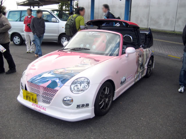 Lễ hội triễn lãm Itasha (lọai xe sơn +dán hình anime manga game)tại Nagoya Nagoya_itasha_ita-d_event_07