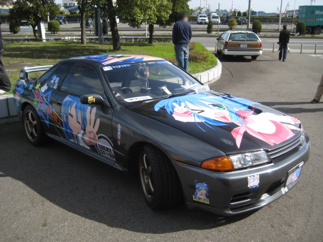 Lễ hội triễn lãm Itasha (lọai xe sơn +dán hình anime manga game)tại Nagoya Nagoya_itasha_ita-d_event_11