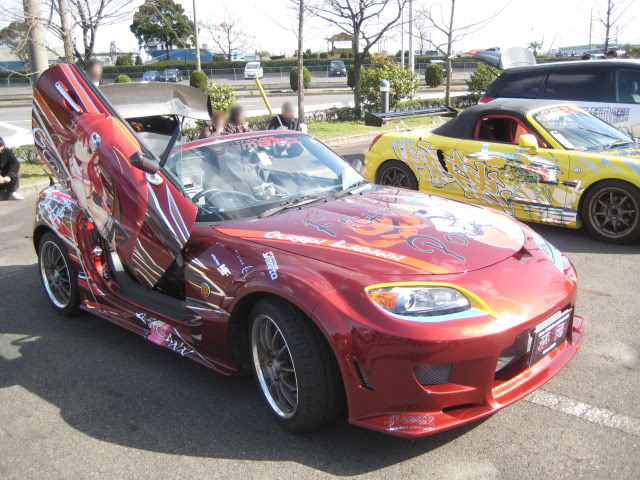 Lễ hội triễn lãm Itasha (lọai xe sơn +dán hình anime manga game)tại Nagoya Nagoya_itasha_ita-d_event_16