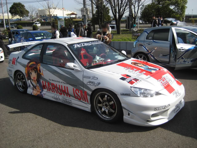 Lễ hội triễn lãm Itasha (lọai xe sơn +dán hình anime manga game)tại Nagoya Nagoya_itasha_ita-d_event_18