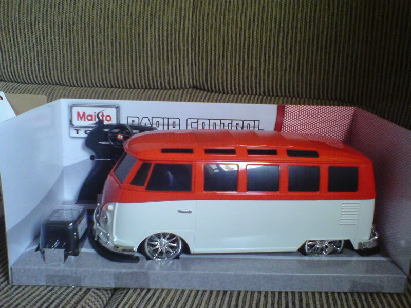 Kombi Maisto 1/10 - De Original para Escala DSC05169