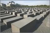Pintan esvásticas en el monumento al Holocausto de Berlín Memorial