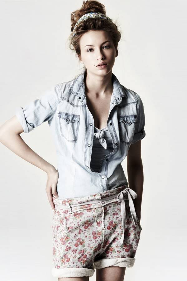    1  أزياء زارا Zara-causal-june-2010-lookbook-1-11