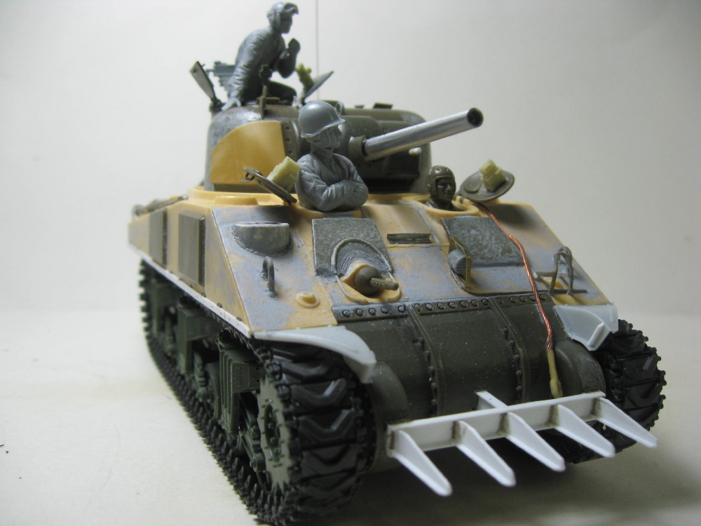 Sherman M4 initial re-manufacturé (terminé le 2 aoüt 2015) IMG_5209_4