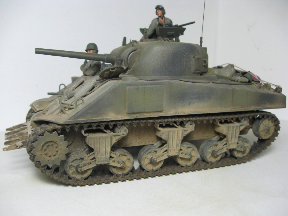 Sherman M4 initial re-manufacturé (terminé le 2 aoüt 2015) IMG_5213_1